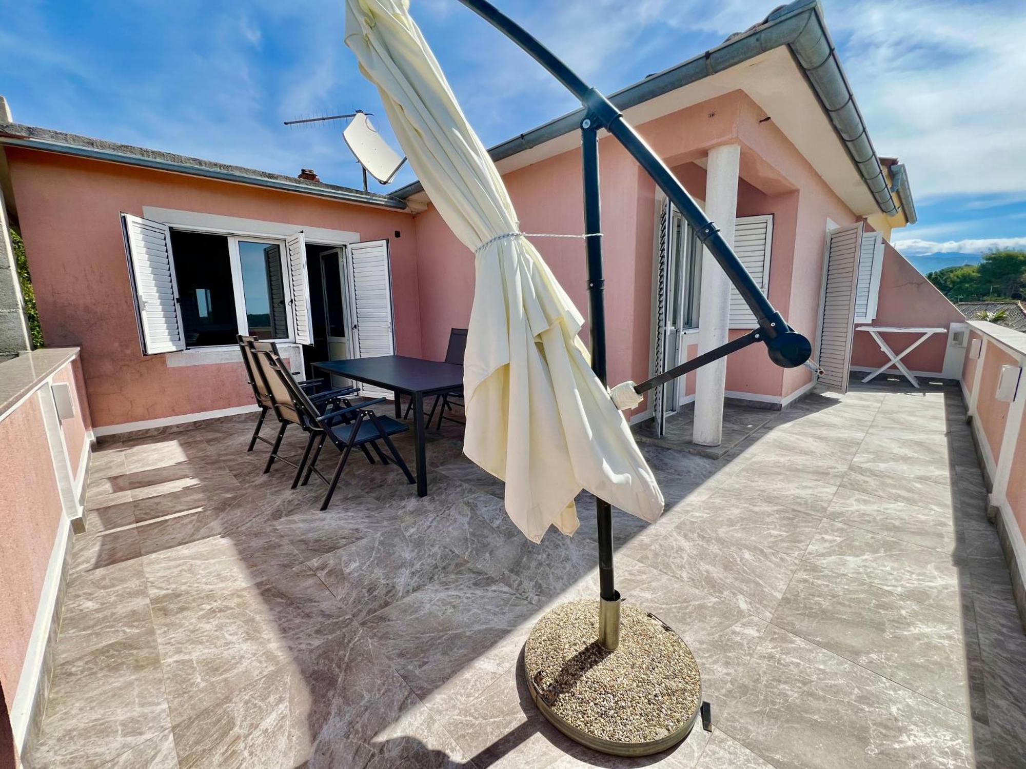 Sunset Apartment Kampor Dış mekan fotoğraf